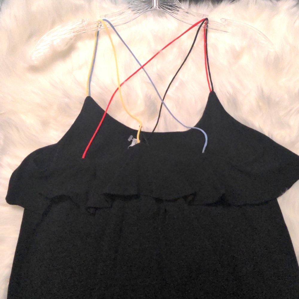 EUC✨ RO & DE medium black strappy tank with color criss-cross straps - Picture 6 of 16
